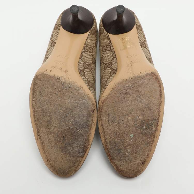 Pre Owned Gucci Interlocking G Size 37.5 Beige Canvas and Leather Pumps