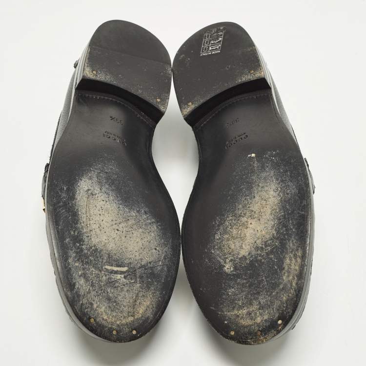 Pre Owned Gucci Cara Size 39.5 Black Leather Logo Embellished Loafers