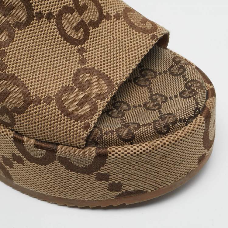 Pre Owned Gucci Size 39.5 Beige/Brown Jumbo GG Canvas Platform Slide Sandals
