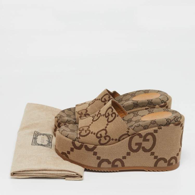 Pre Owned Gucci Size 39.5 Beige/Brown Jumbo GG Canvas Platform Slide Sandals
