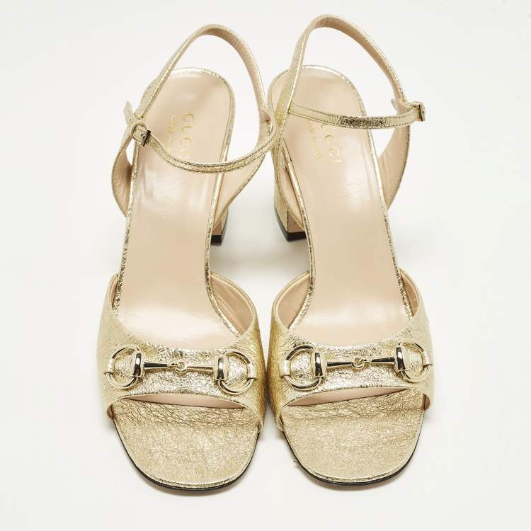 مملوكة مسبقًا Gucci GG Marmont Size 39.5 Gold Foil Leather Ankle Strap Block Heel Sandals