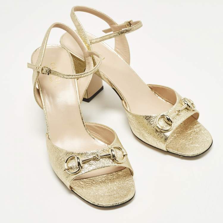 مملوكة مسبقًا Gucci GG Marmont Size 39.5 Gold Foil Leather Ankle Strap Block Heel Sandals
