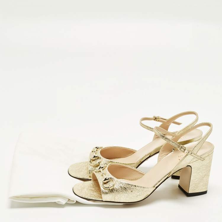 مملوكة مسبقًا Gucci GG Marmont Size 39.5 Gold Foil Leather Ankle Strap Block Heel Sandals