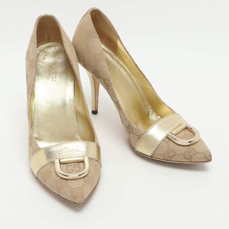 Pre Owned Gucci D Ring Size 35 Beige/Gold Canvas and Leather Pumps