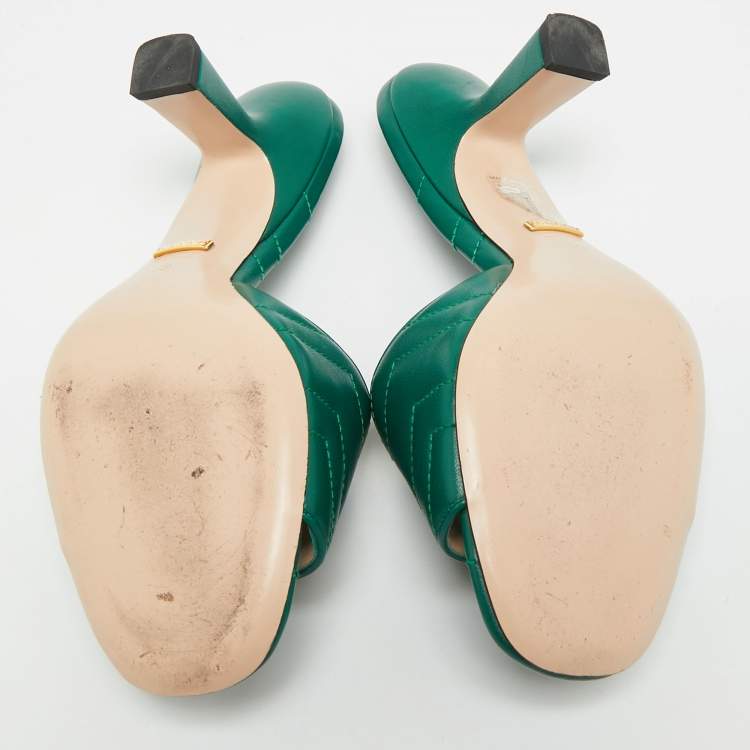 Pre Owned Gucci Double G Size 39 Green Leather Slide Sandals