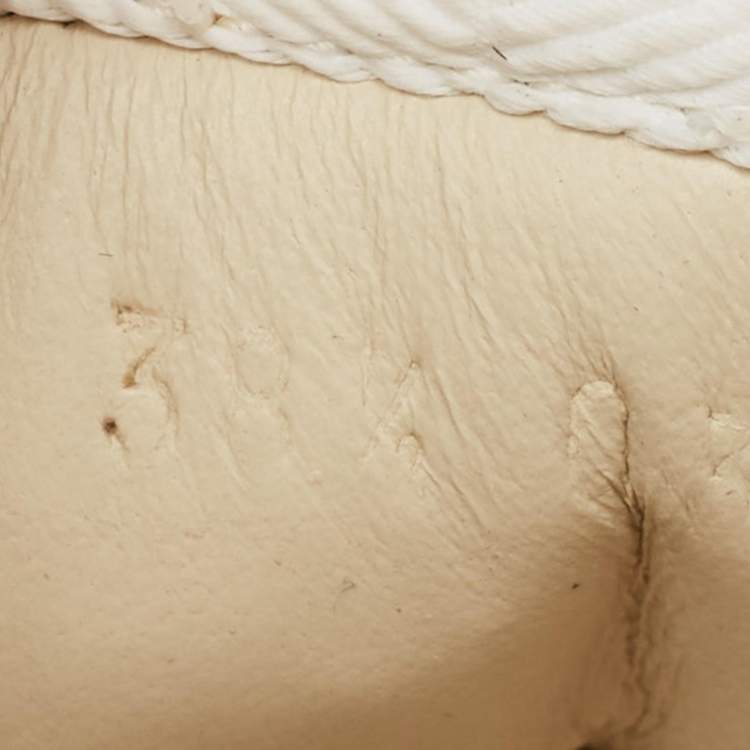 Pre Owned Gucci Rhyton Size 38.5 Cream Leather Low Top Sneakers