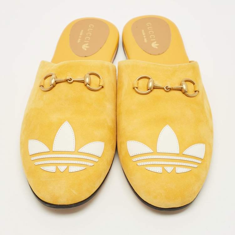 Pre Owned Gucci Trefoil Size 42 Yellow Leather and Suede Flat Mules