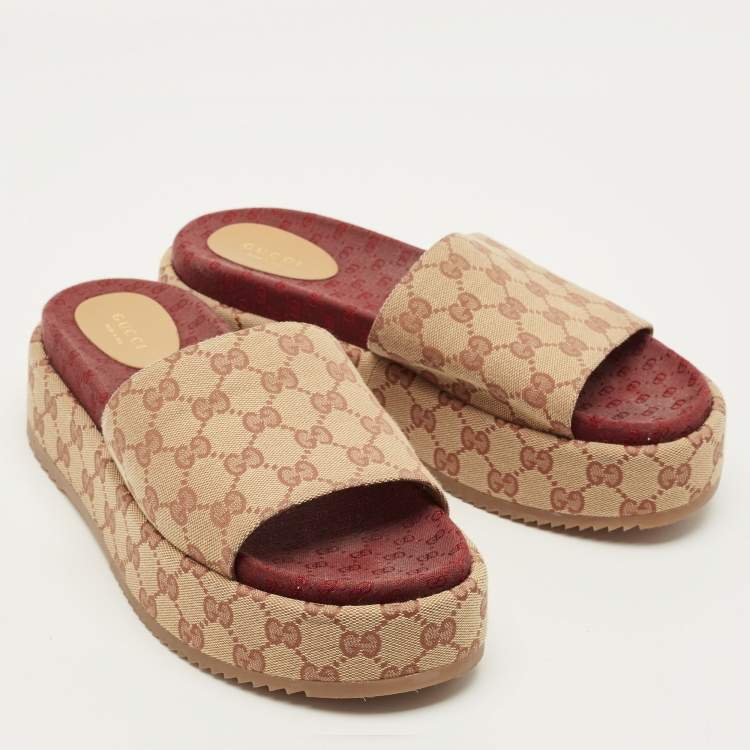 Pre Owned Gucci Size 42 Beige GG Monogram Canvas Slide Sandals
