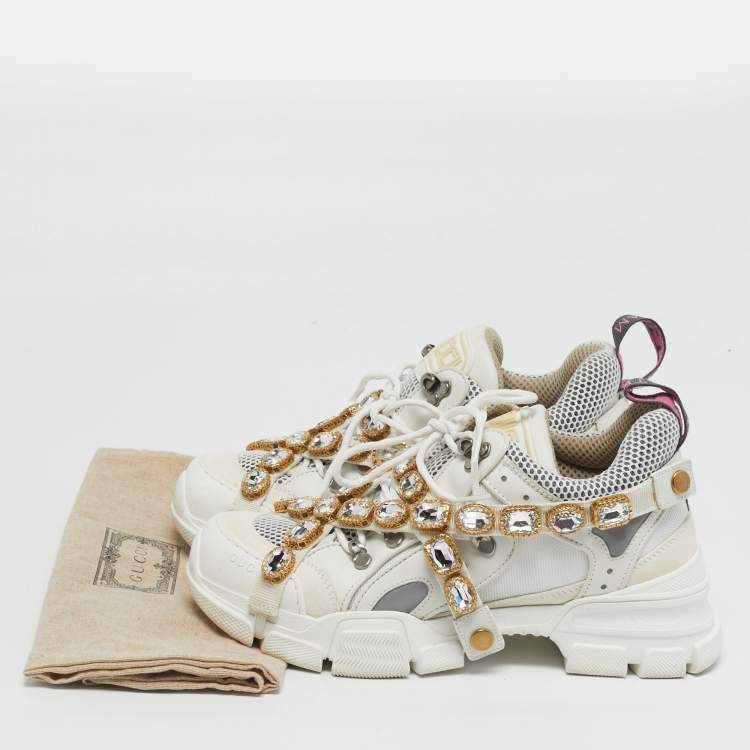 Pre Owned Gucci Flashtrek Size 39 White/Grey Leather and Suede Lace Up Sneakers