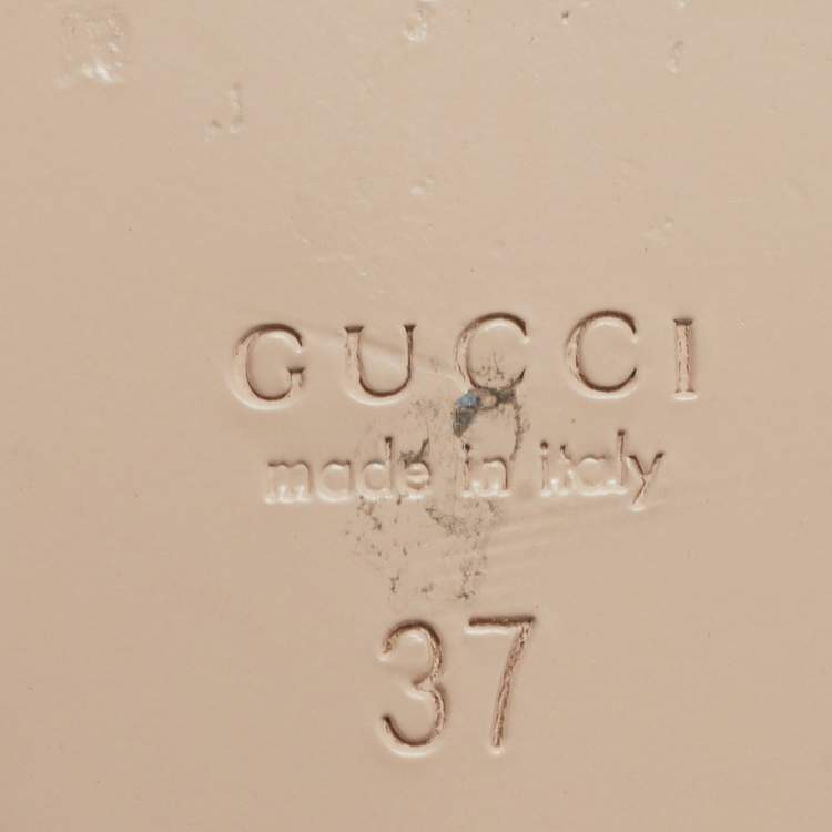 Pre Owned Gucci GG Marmont Size 37 White Leather Thong Flat Sandals