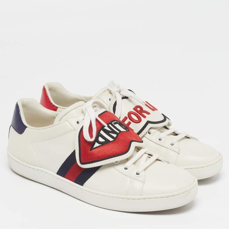 Pre Owned Gucci Ace Size 38.5 Cream/Red Leather and Python Embossed Leather Lace Up Sneakers