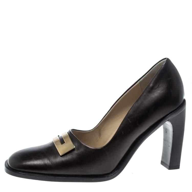Pre Owned Gucci Brown Leather Block Heel Square Toe Pumps Size 39