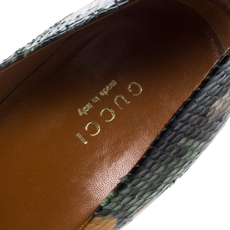 Pre Owned Gucci Multicolor Python Betty Platform Pumps Size 37