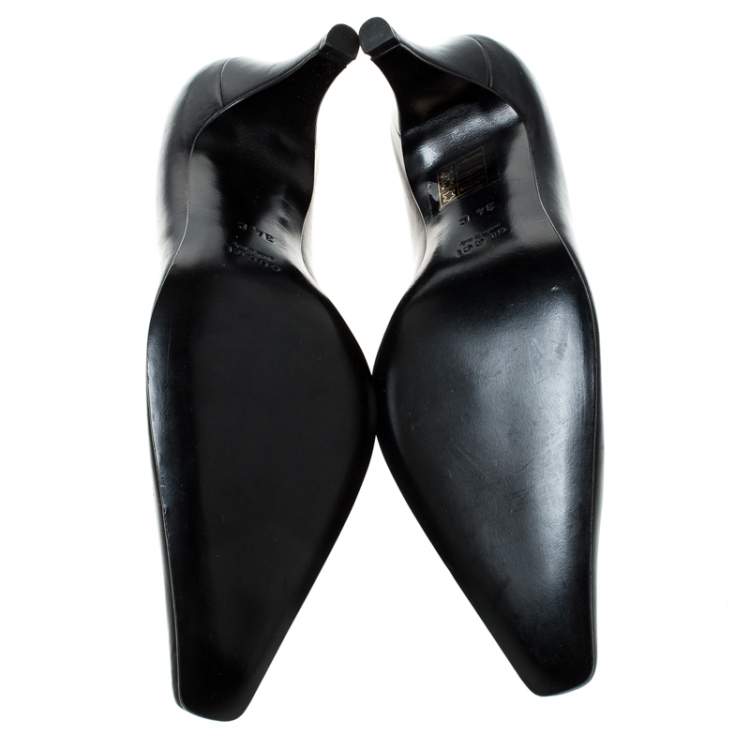 Pre Owned Gucci Black Leather Square Toe Pumps Size 34