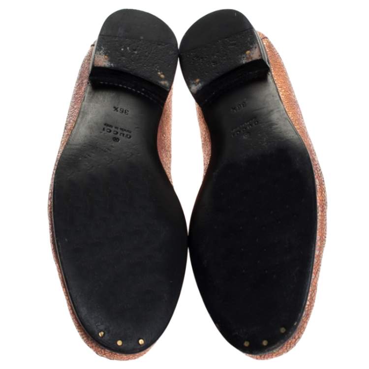 مملوكة مسبقًا Gucci Metallic Bronze Textured Leather Horsebit Slip On Loafers Size 36.5