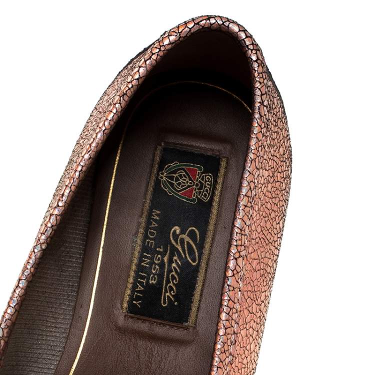 مملوكة مسبقًا Gucci Metallic Bronze Textured Leather Horsebit Slip On Loafers Size 36.5