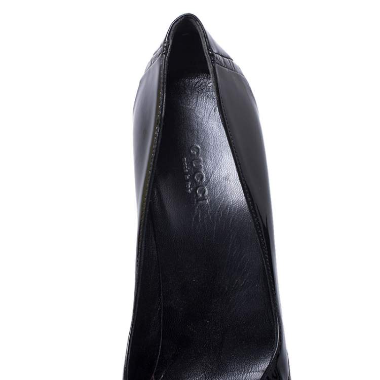 Pre Owned Gucci Black Patent Leather and Alligator Platform Pumps Size 38.5