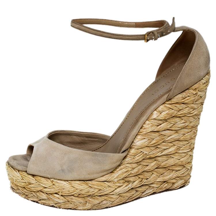Gucci Beige Suede Raffia Wedge Peep Toe Ankle Strap Sandals