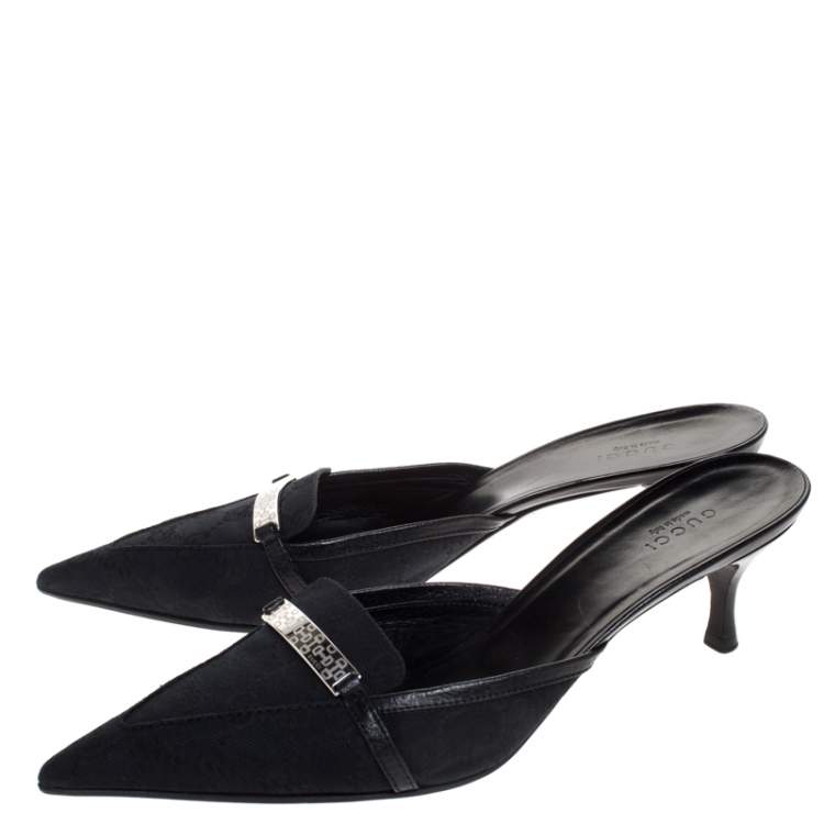Pre Owned Gucci Black GG Canvas Pointed Toe Mules Size 39.5