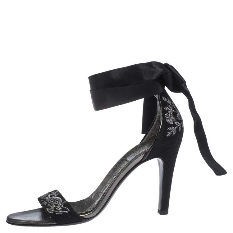 Pre Owned Gucci Black Embroidered Suede and Satin Open Toe Ankle Wrap Sandals Size 39