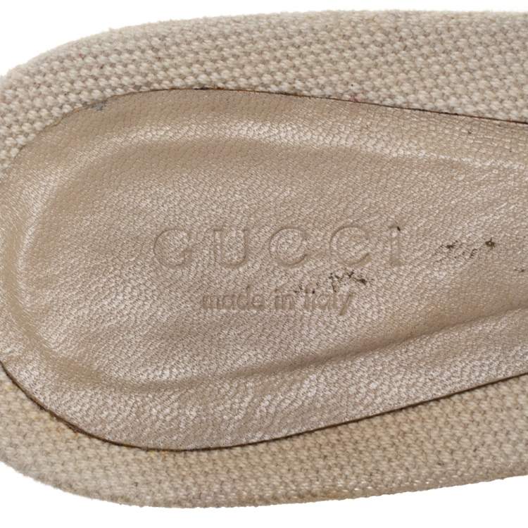 Pre Owned Gucci Ivory Leather Hysteria Embossed Slide Sandals Size 40