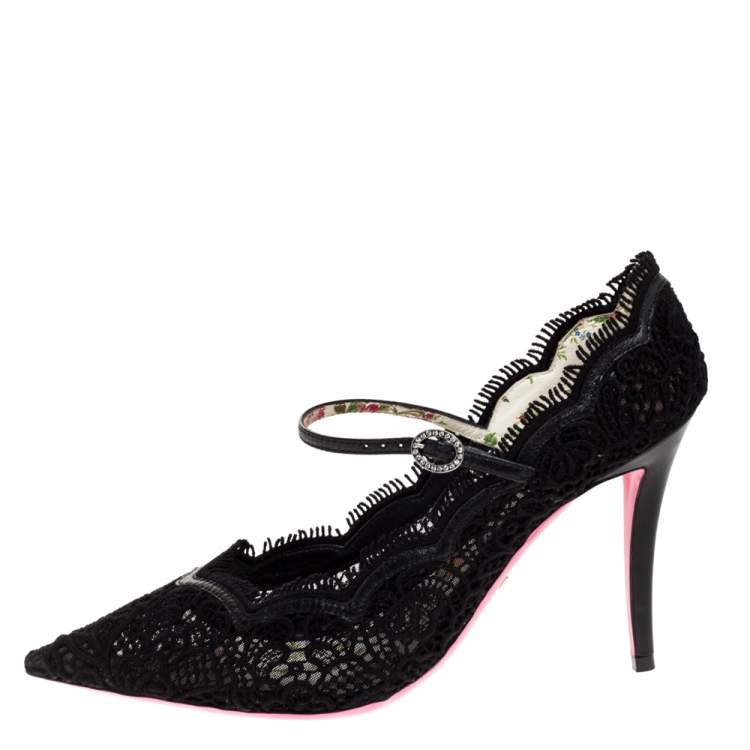 Gucci virginia lace store mary jane pumps