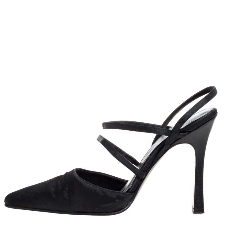 Pre Owned Gucci Black Satin Strappy Pointed Toe Sandals Size 35.5