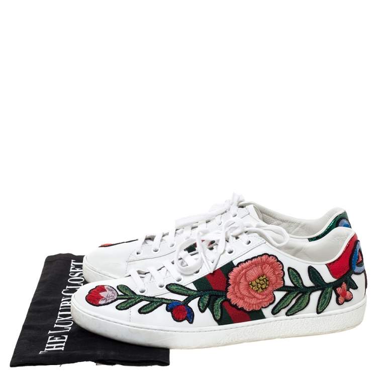 مملوكة مسبقًا Gucci White Floral Embroidered Leather Ace Low Top Sneakers Size 38.5
