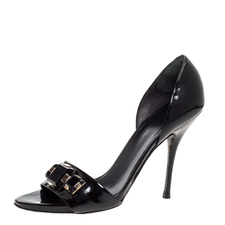 gucci closed toe sandals