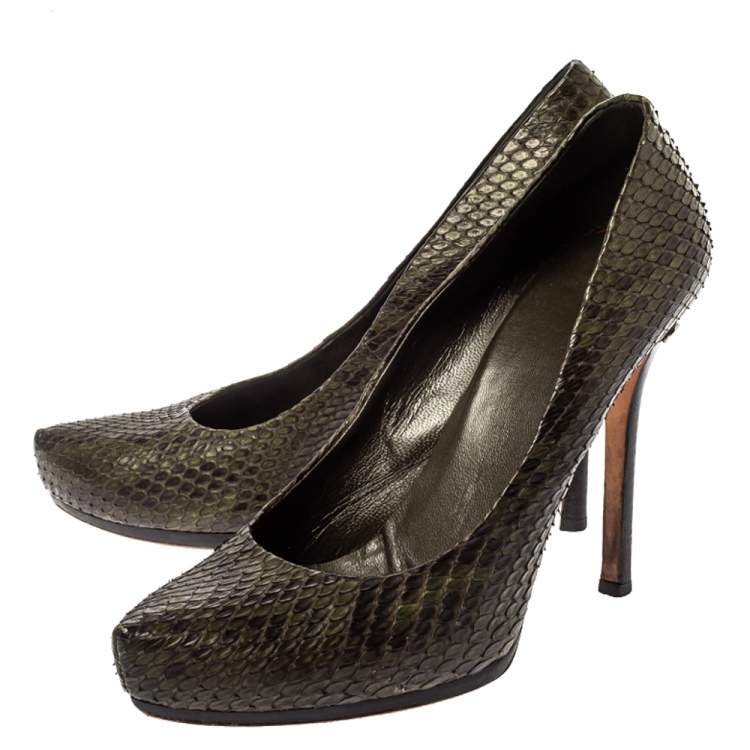 Pre Owned Gucci Green Python Leather Platform Pumps Size 40
