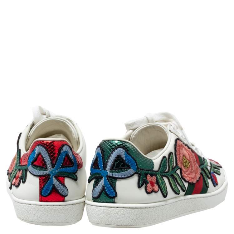 Pre Owned Gucci White Floral Embroidered Leather Ace Low Top Sneakers Size 37.5