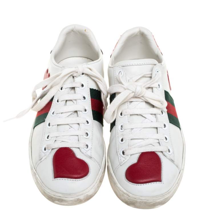 مملوكة مسبقًا Gucci White Leather Ace Web Heart Detail Lace Up Sneaker Size 34.5