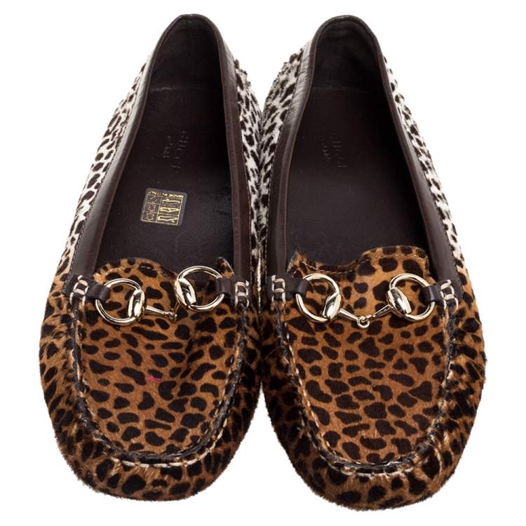 Pre Owned Gucci Brown/White Leopard Print Calfhair Horsebit Detail Slip On Loafers Size 41