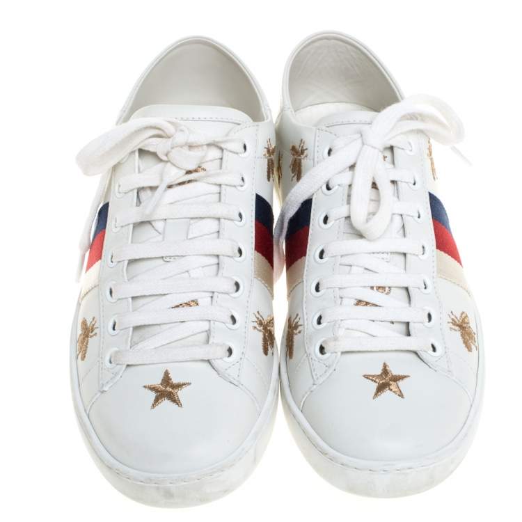 مملوكة مسبقًا Gucci White Leather Ace Bees and Stars Embroidered Low Top Sneakers Size 35.5