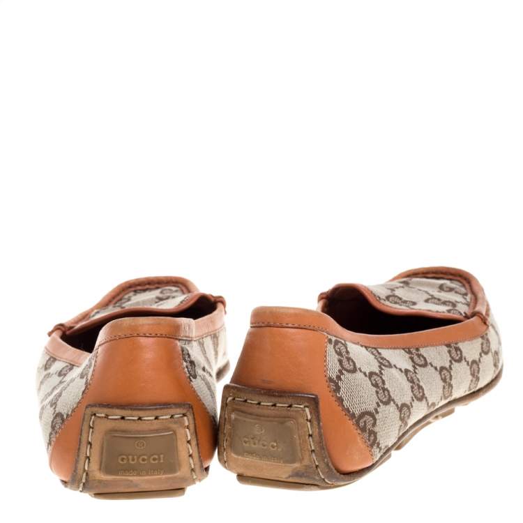 Pre Owned Gucci Orange/Beige GG Canvas and Leather Vintage Loafers Size 39