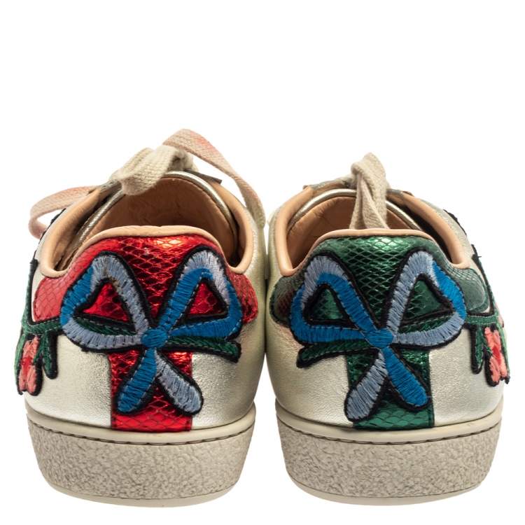 Pre Owned Gucci Silver Metallic Leather Ace Embroidered Low Top Sneakers Size 36.5