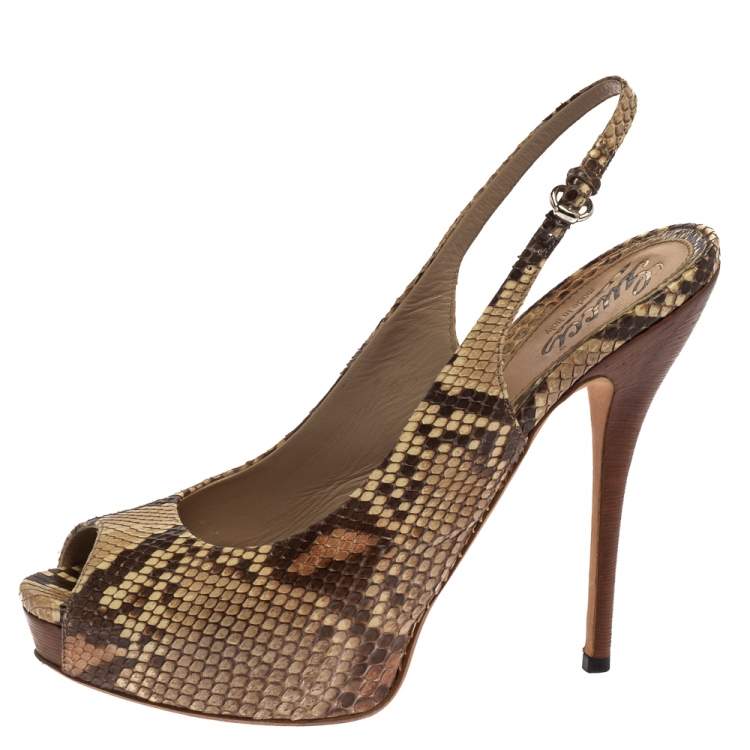 Pre Owned Gucci Beige Snakeskin Slingback Peep Toe Sandals Size 40.5