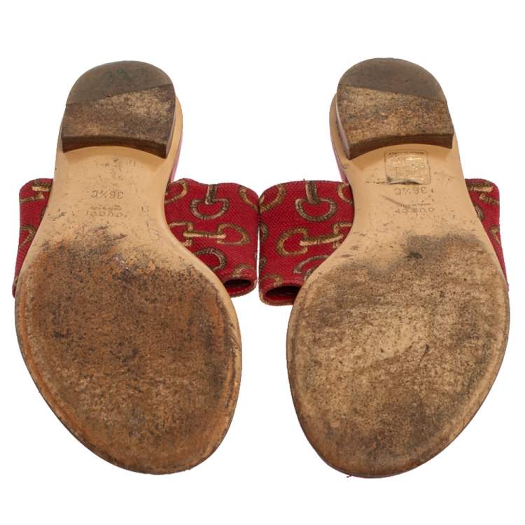 Pre Owned Gucci Red Canvas And Leather Thong Flats Sandals Size 36.5