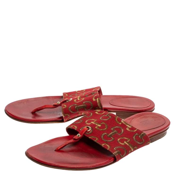 Pre Owned Gucci Red Canvas And Leather Thong Flats Sandals Size 36.5