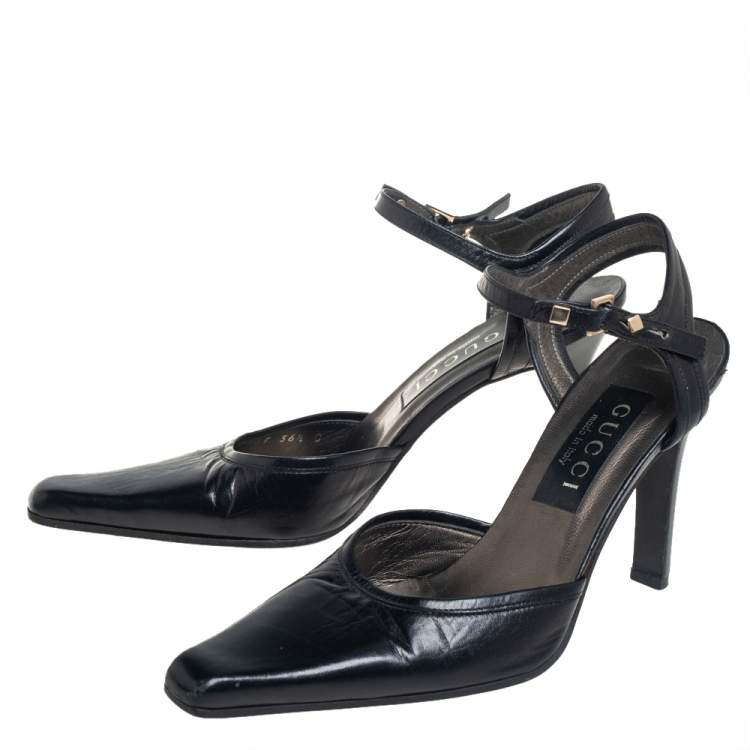 مملوكة مسبقًا Gucci Black Leather Pointed Toe Ankle Strap Pumps Size 36.5