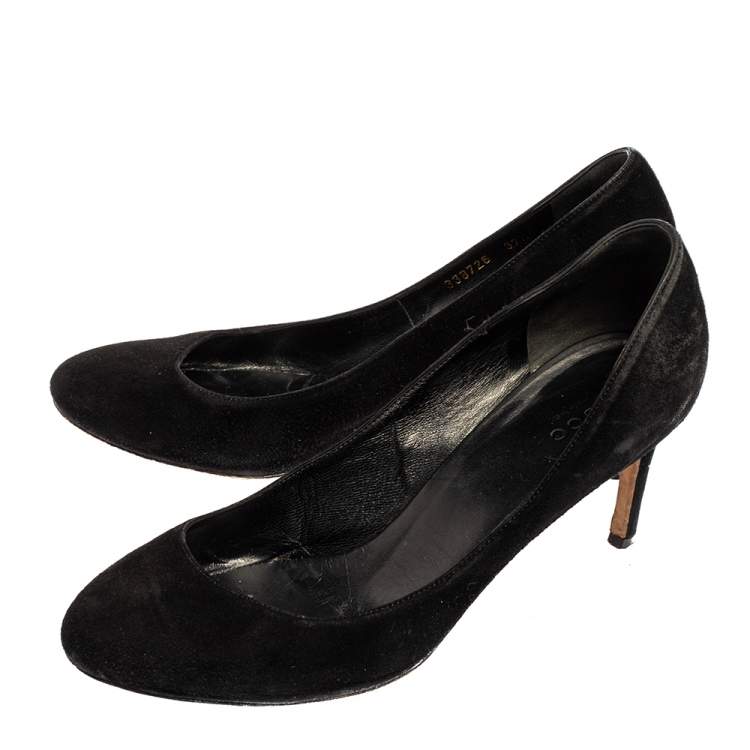 Pre Owned Gucci Black Suede Slip On Pumps Size 37