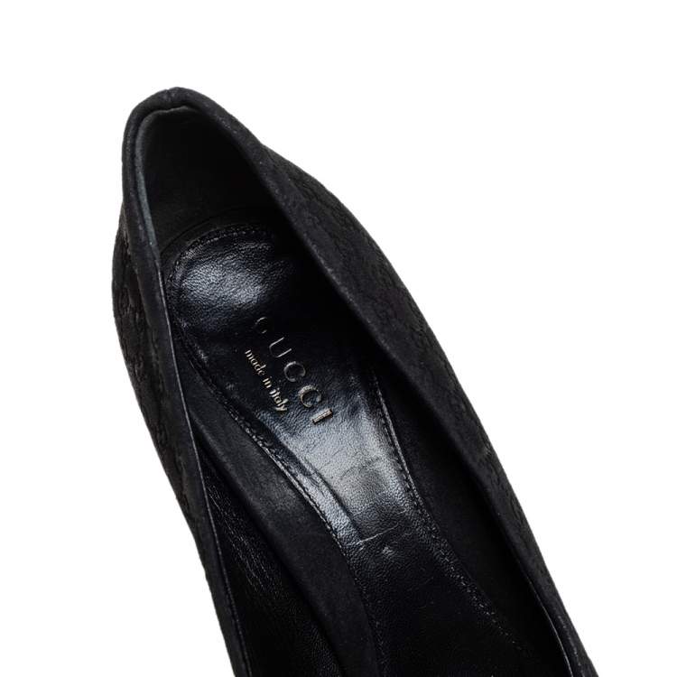 Pre Owned Gucci Black GG Suede Horsebit Peep Toe Pumps Size 36.5