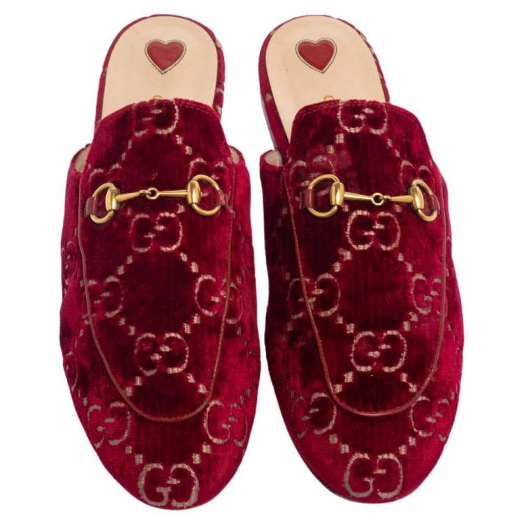 Pre Owned Gucci Red GG Velvet Princetown Mules Size 41.5