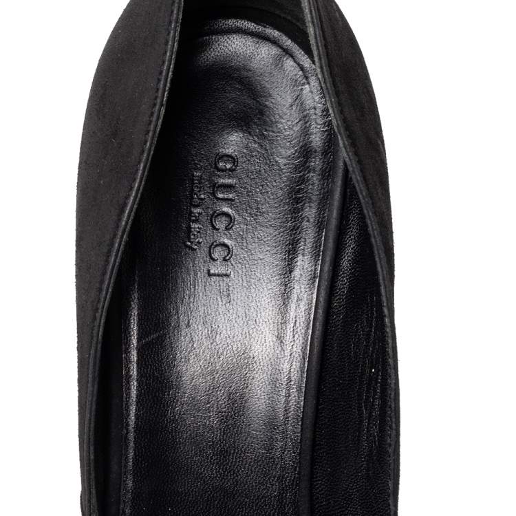 Pre Owned Gucci Black/Gold Suede Knotted Peep Toe Pumps Size 38.5