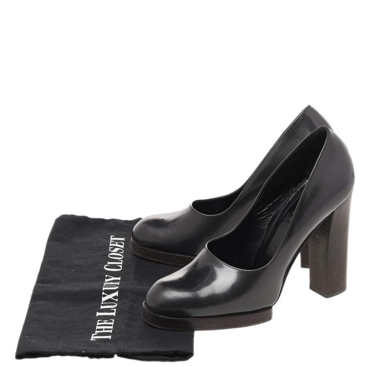 Pre Owned Gucci Grey Leather Block Heel Pumps Size 38