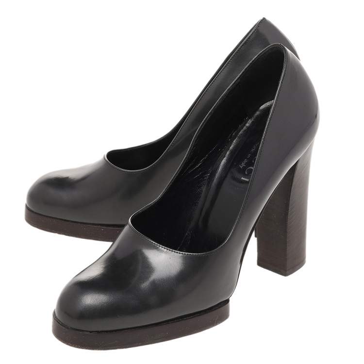 Pre Owned Gucci Grey Leather Block Heel Pumps Size 38