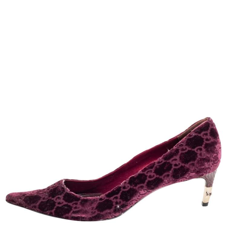 Pre Owned Gucci Burgundy GG Velvet Pumps Size 39.5