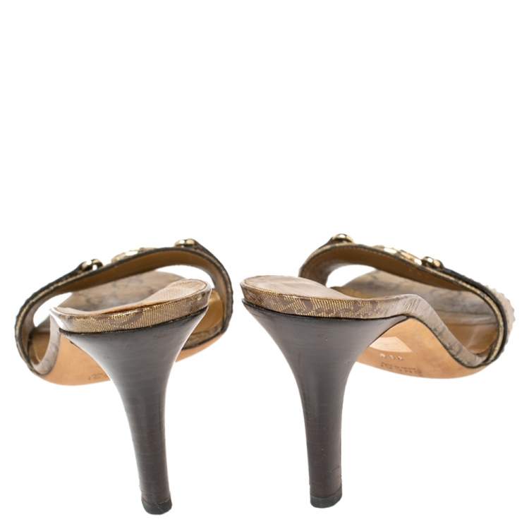 Pre Owned Gucci Gold/Brown GG Crystal Canvas and Leather Interlocking G Buckle Slide Sandals Size 38