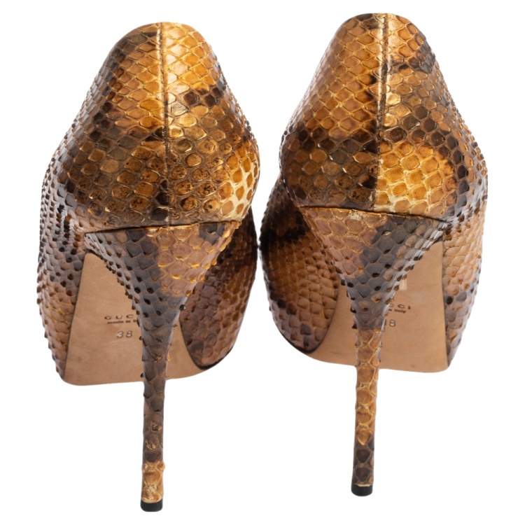 Pre Owned Gucci Two Tone Python Leather Peep Toe Platform Pumps Size 38