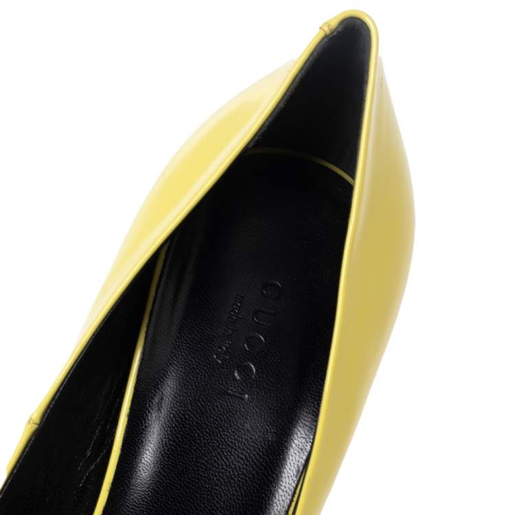 Pre Owned Gucci Yellow Patent Clodine Peep Toe Bow Pumps Size 38